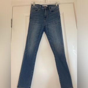 The super skinny ankle high rise jeans, denim, NEVER WORN